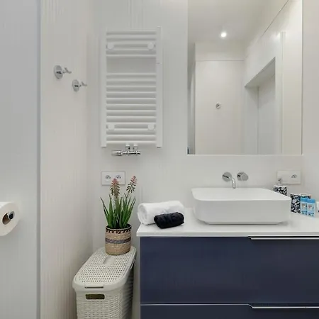 Apartamento Superior Vacation With Private Parking Rewal