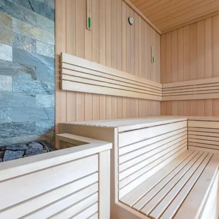 Superior Vacation With Private Parking