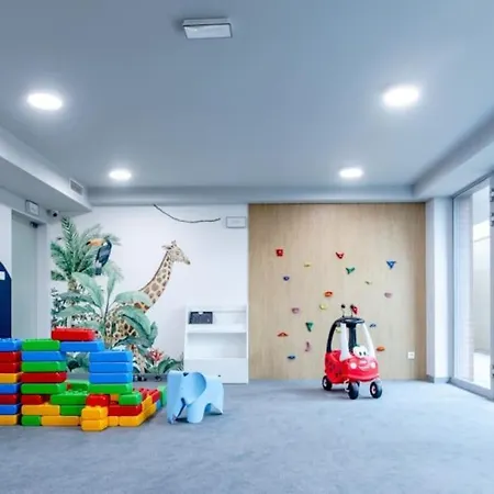 Apartamento Superior Vacation With Private Parking Rewal