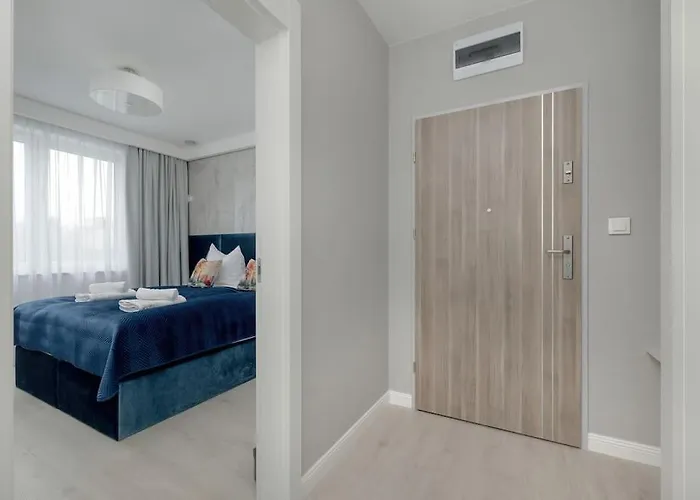 アパート Superior Vacation With Private Parking レバル